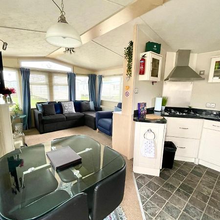 Modern Holiday Home #Skipsea Sands Static Hire Bagian luar foto