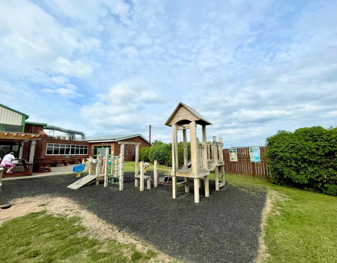 Modern Holiday Home #Skipsea Sands Static Hire Bagian luar foto
