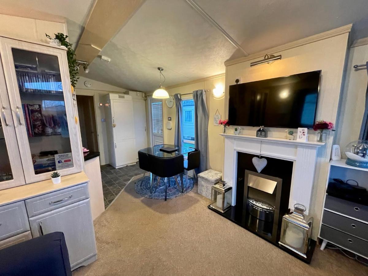 Modern Holiday Home #Skipsea Sands Static Hire Bagian luar foto